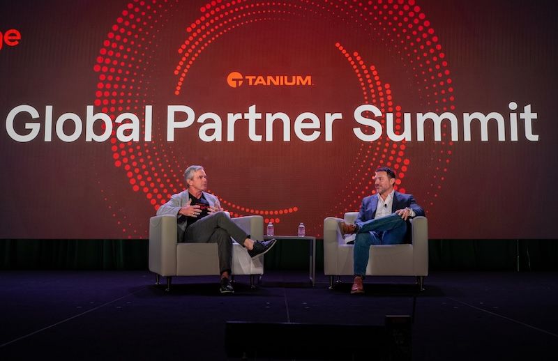 Dan Streetman, PDG de Tanium, et Tony Beller, vice-président principal des ventes aux partenaires mondiaux