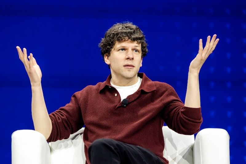 Jesse Eisenberg, acteur et réalisateur nommé aux Oscars Converge 2025