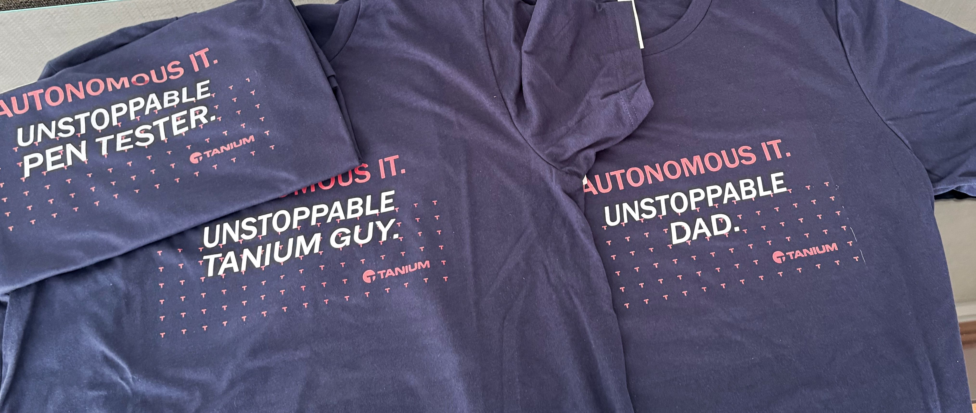 T-shirts personnalisables Tanium